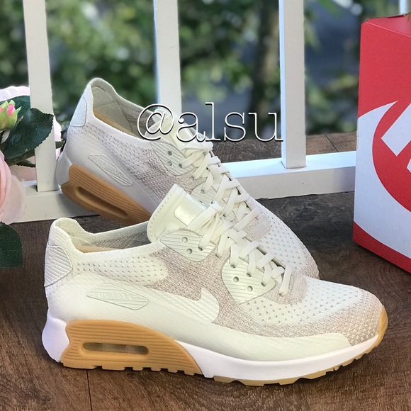 NWTNike Air Max 90 Ultra Flyknit  Sail WMNS - Picture 2 of 8